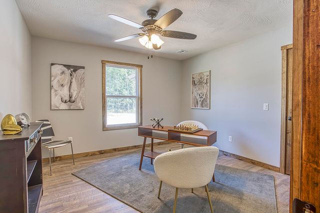 200 Bluebell Road, Billings, MO 65610