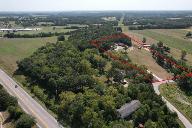 200 Bluebell Road, Billings, MO 65610