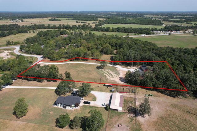 200 Bluebell Road, Billings, MO 65610