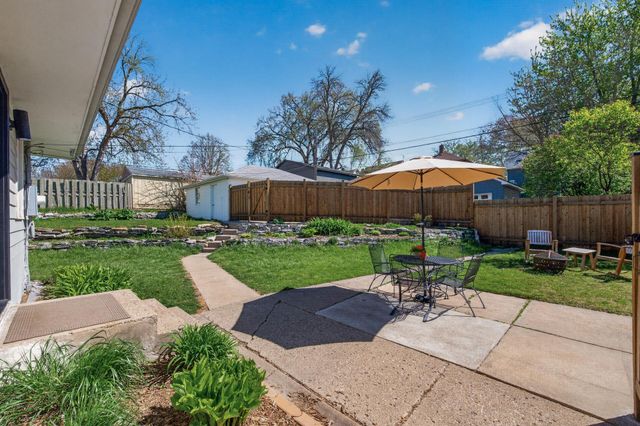 1001 34th Avenue NE, Minneapolis, MN 55418