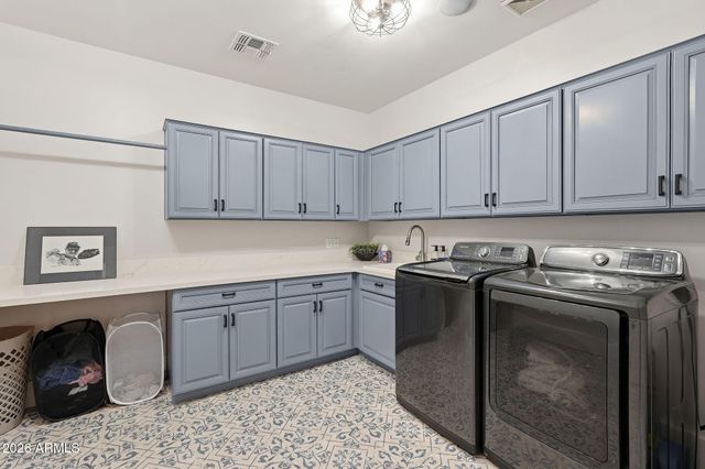 2744 E James Street, Gilbert, AZ 85296