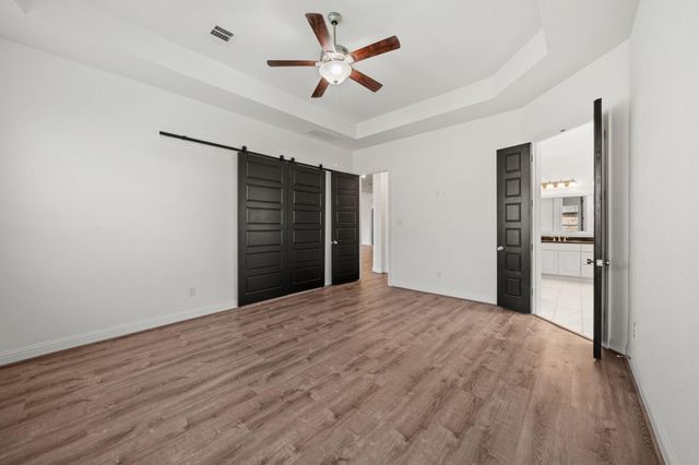 18935 Wild Thornberry Drive, Tomball, TX 77377