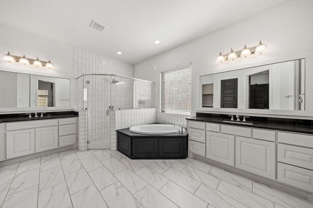 18935 Wild Thornberry Drive, Tomball, TX 77377