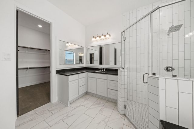 18935 Wild Thornberry Drive, Tomball, TX 77377