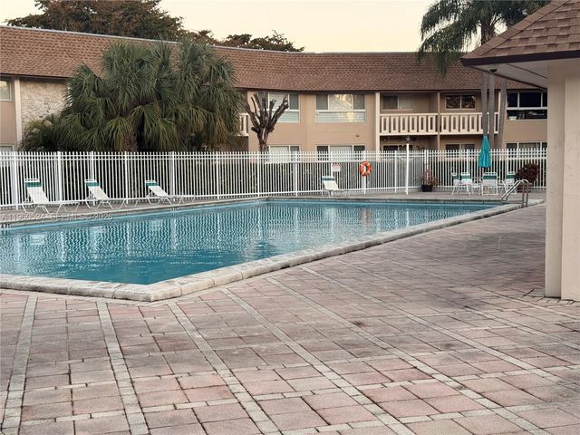 7480 Miami Lakes Dr G101, Miami Lakes, FL 33014
