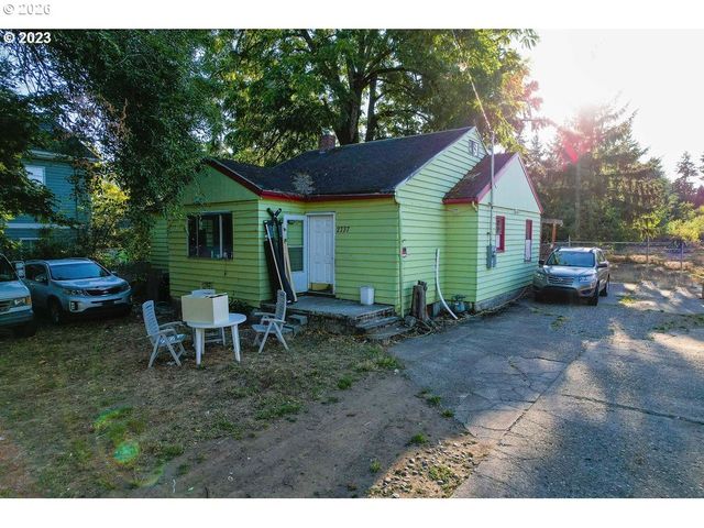 2737 Se 115TH Ave, Portland, OR 97266