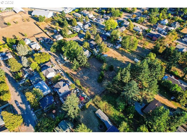 2737 Se 115TH Ave, Portland, OR 97266