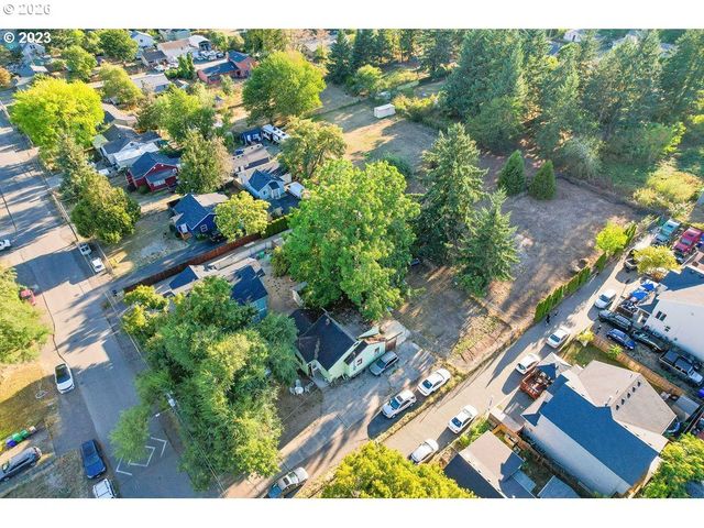 2737 Se 115TH Ave, Portland, OR 97266