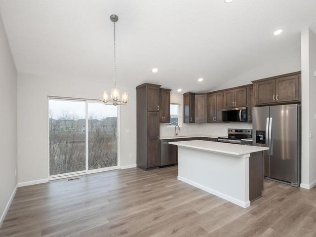 648 Hawthorne Lane, Watertown, MN 55388