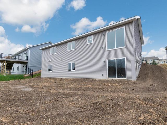 648 Hawthorne Lane, Watertown, MN 55388