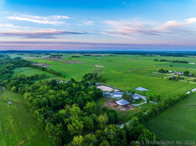 5378 W 450 Road, Pryor, OK 74361