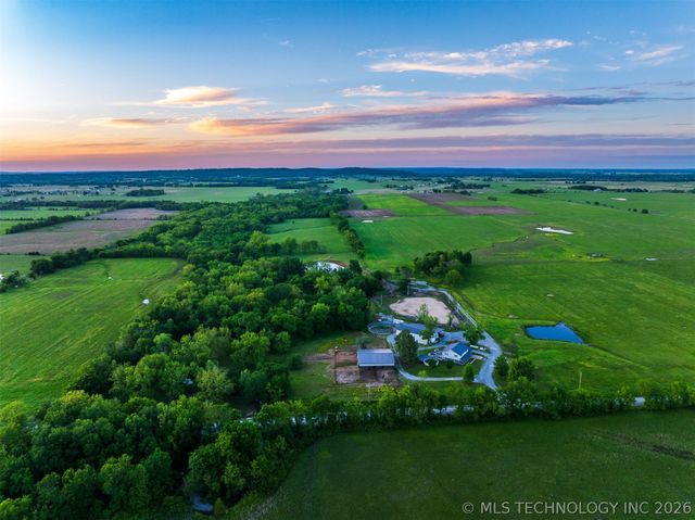 5378 W 450 Road, Pryor, OK 74361