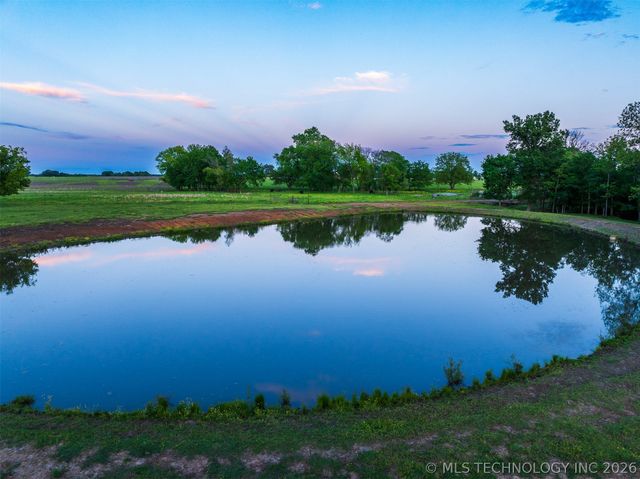5378 W 450 Road, Pryor, OK 74361