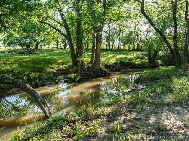 5378 W 450 Road, Pryor, OK 74361