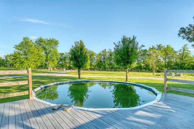 5378 W 450 Road, Pryor, OK 74361