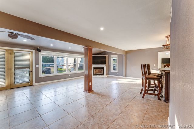 5378 W 450 Road, Pryor, OK 74361