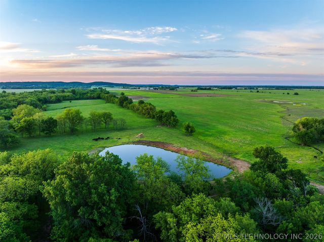 5378 W 450 Road, Pryor, OK 74361
