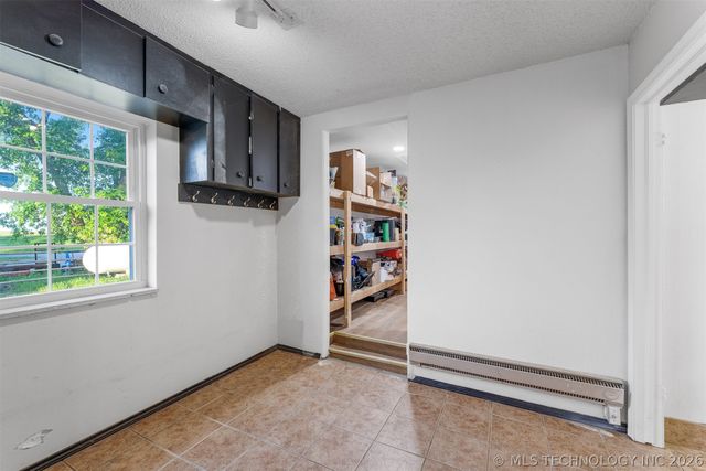 5378 W 450 Road, Pryor, OK 74361