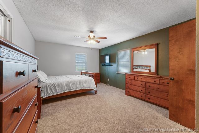 5378 W 450 Road, Pryor, OK 74361