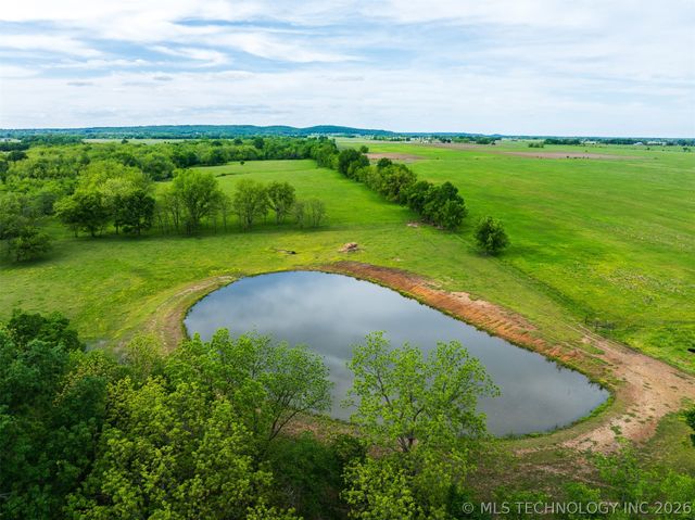 5378 W 450 Road, Pryor, OK 74361