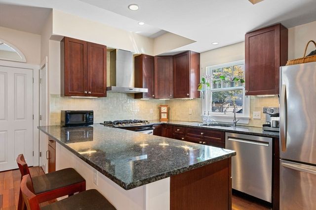 240 Bradford Street 3, Provincetown, MA 02657