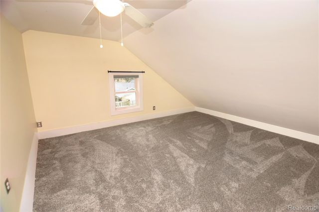 404 N Adelaide Street, Fenton, MI 48430