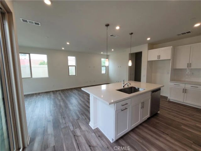1956 S Hartford Place, San Bernardino, CA 92408