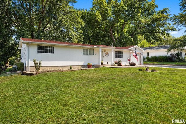 201 FENESTRA Lane, East Peoria, IL 61611