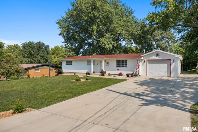 201 FENESTRA Lane, East Peoria, IL 61611