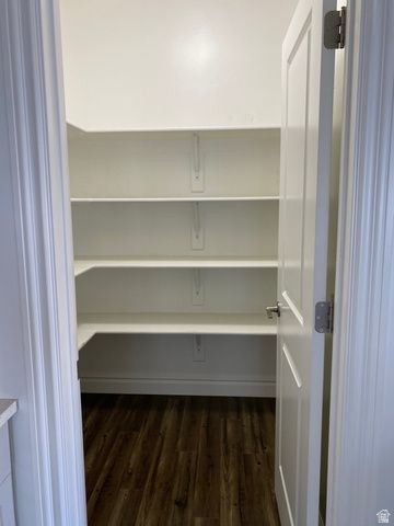 28 S RIO GRAND AVE, Farmington, UT 84025