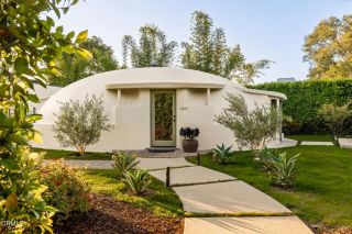 1097 S Los Robles Avenue, Pasadena, CA 91106