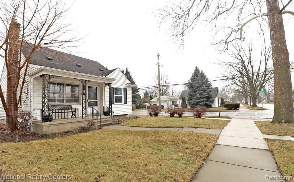 1845 Geneva Street, Dearborn, MI 48124