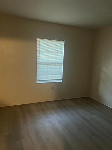 820 SW 9th Street 1-8, Pompano Beach, FL 33060