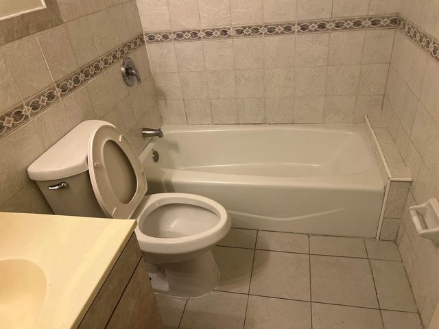 820 SW 9th Street 1-8, Pompano Beach, FL 33060