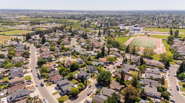 8248 Sunbird Way, Sacramento, CA 95823