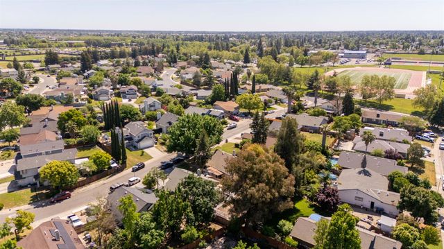 8248 Sunbird Way, Sacramento, CA 95823