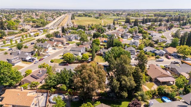 8248 Sunbird Way, Sacramento, CA 95823