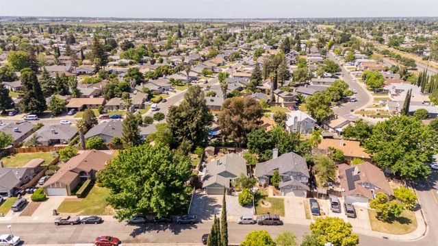 8248 Sunbird Way, Sacramento, CA 95823