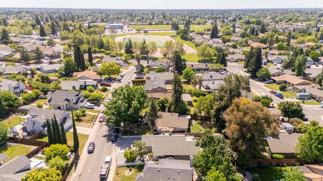 8248 Sunbird Way, Sacramento, CA 95823