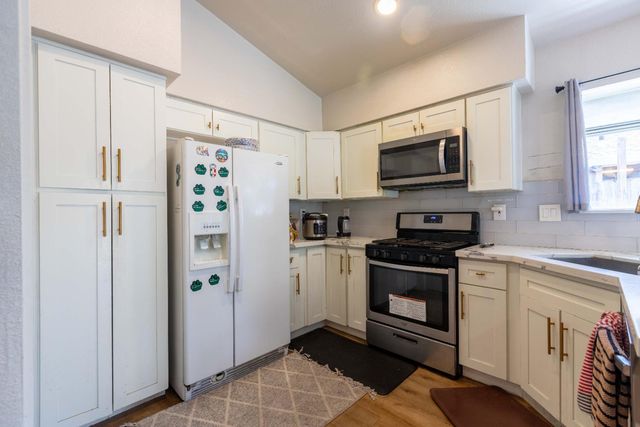 8248 Sunbird Way, Sacramento, CA 95823