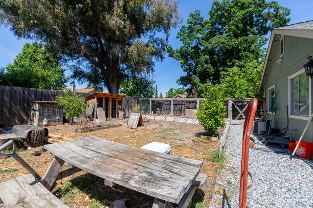 8248 Sunbird Way, Sacramento, CA 95823