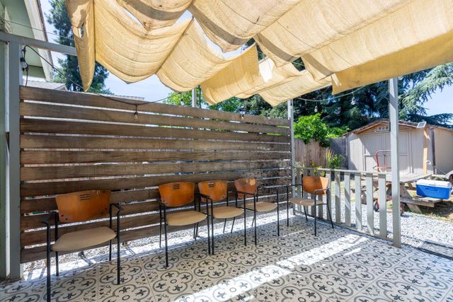 8248 Sunbird Way, Sacramento, CA 95823