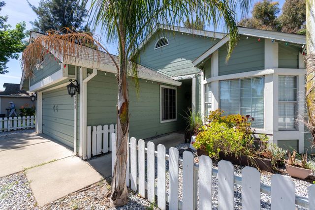 8248 Sunbird Way, Sacramento, CA 95823