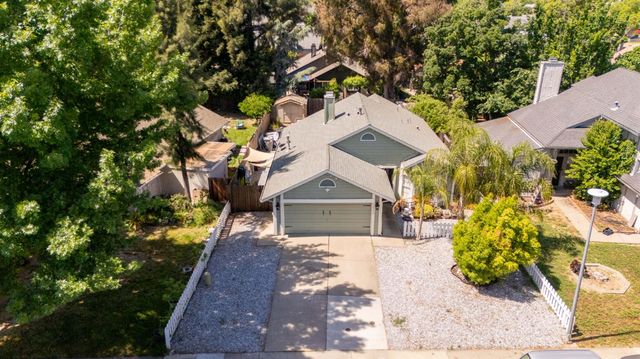 8248 Sunbird Way, Sacramento, CA 95823