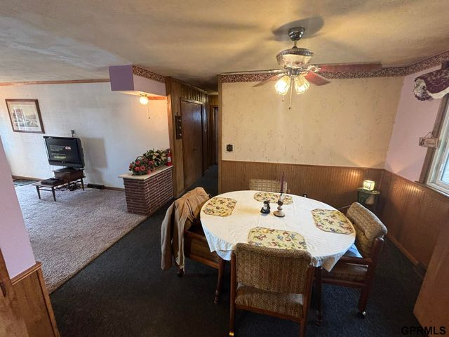 19802 Fairview Road, Gretna, NE 68028