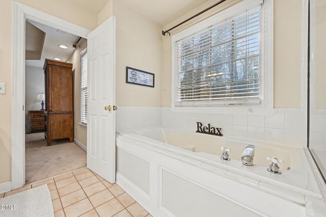 7301 Lakefall Drive, Wake Forest, NC 27587