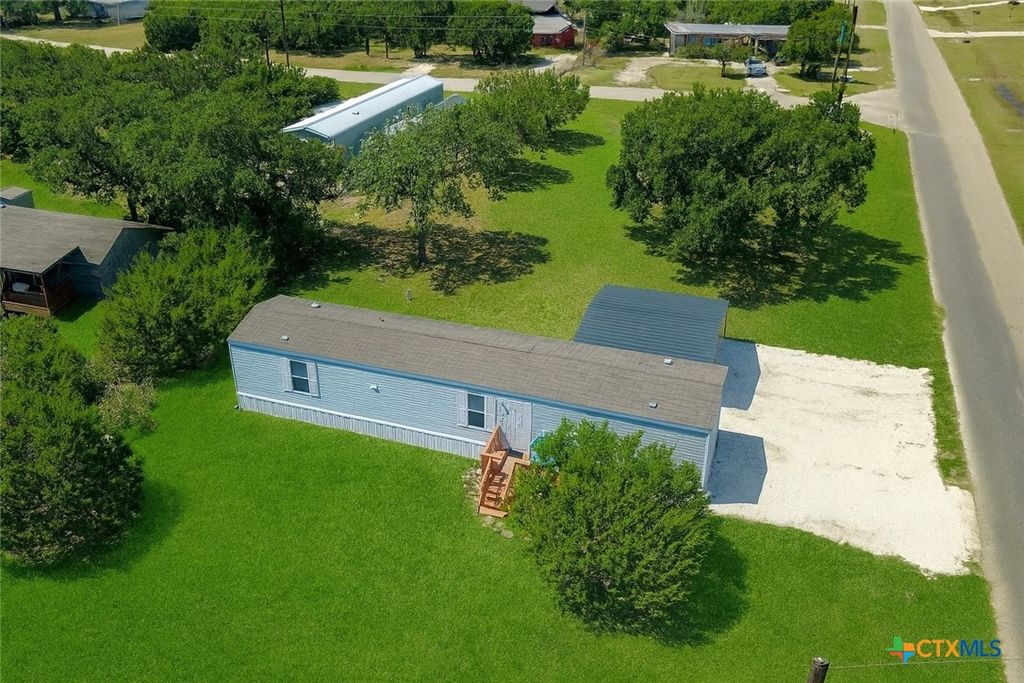 128 Private Road 1511, Bandera, TX 78003