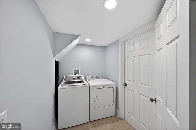 8 HANFORD DR, Harmans, MD 21077