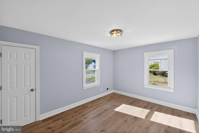 8 HANFORD DR, Harmans, MD 21077