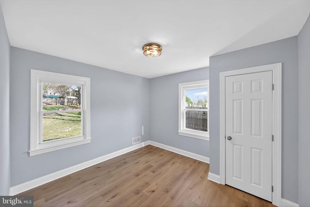 8 HANFORD DR, Harmans, MD 21077